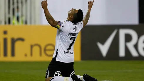 Esteban Paredes es una leyenda viviente para Colo Colo y el fútbol sudamericano