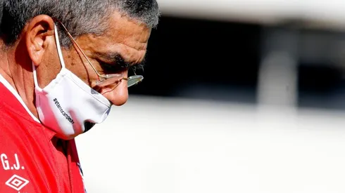 Gualberto Jara manifestó que no se puede hacer cargo de "asperezas" de las que no tiene idea.