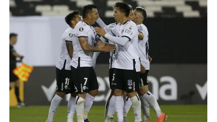 Colo Colo se toma la cima del Grupo C de la Copa Libertadores.