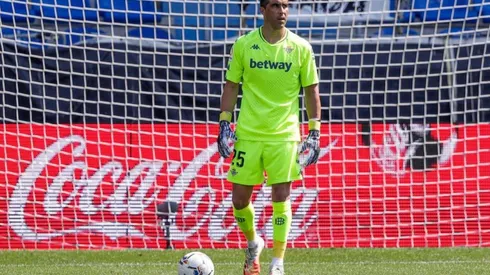 Claudio Bravo tuvo un positivo estreno con la camiseta de Real Betis