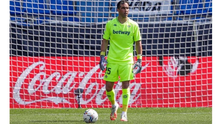 Claudio Bravo tuvo un positivo estreno con la camiseta de Real Betis