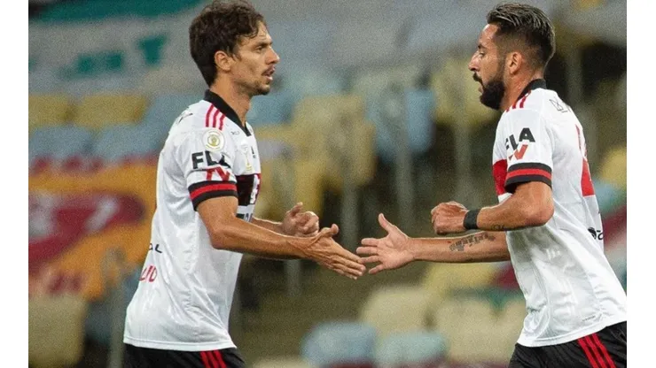 El Huaso Isla tuvo un correcto desempeño y fue reemplazado a los 78 minutos de juego, cuando el Mengao caía por 2-0.