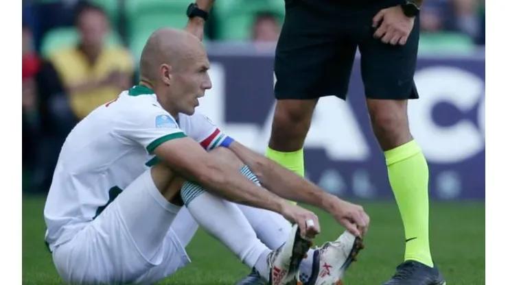 Robben volvió a jugar en el Groningen de la Eredivisie tras haber anunciado su retiro en julio de 2019.