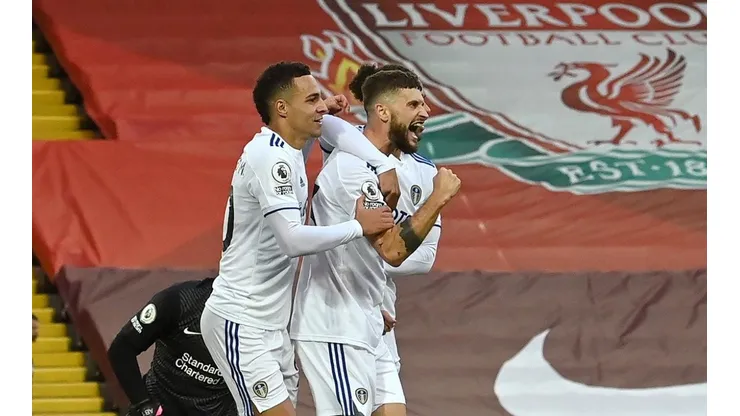 Mateusz Klich puso el 3-3 para el Leeds contra Liverpool.