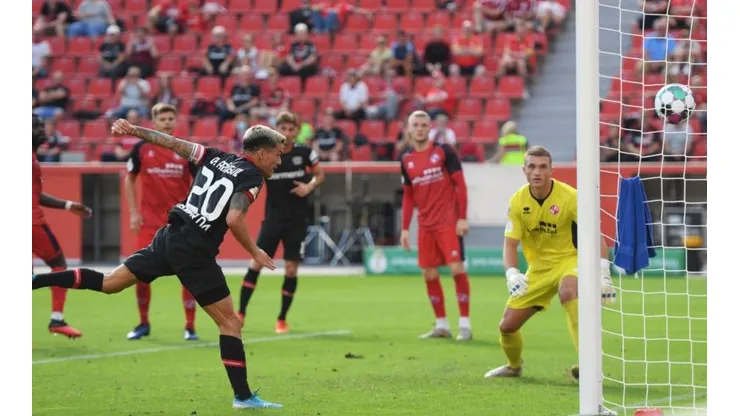 Aránguiz inscribe su nombre en el triunfo parcial del Leverkusen.
