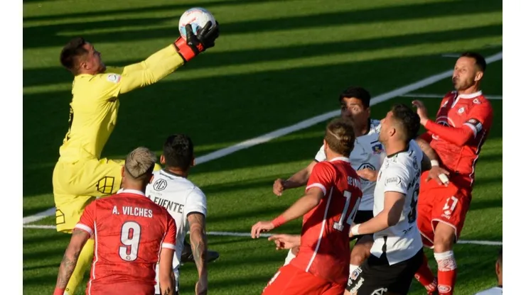 Colo Colo "rescató" un punto ante Unión La Calera.