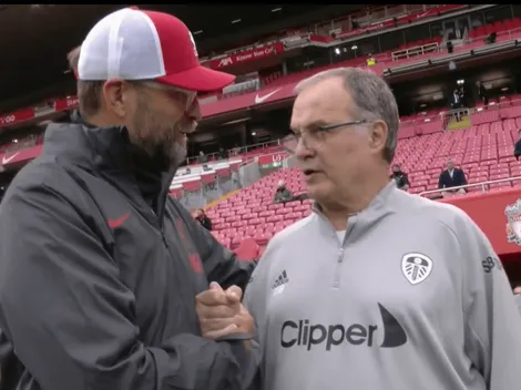 Video: El cariñoso y respetuoso saludo de Klopp y Bielsa