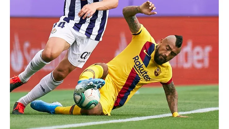 Arturo Vidal tuvo una correcta temporada en el Barcelona, pero sus críticos se mantienen