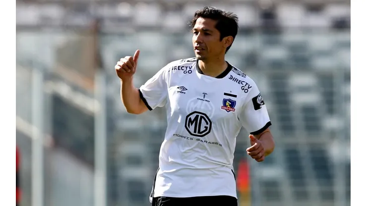 Matías Fernández vuelve a ser titular en Colo Colo tras 14 años