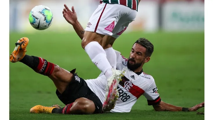 Mauricio Isla fue agente de ataque permanente en la victoria de Flamengo sobre Fluminense en Maracaná