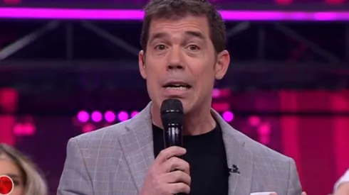 El animador de "Rojo, el color del talento" fue desvinculado de la señal público a principios de junio.