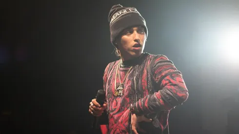 El cantante urbano recibió críticas positivas por su versatilidad.