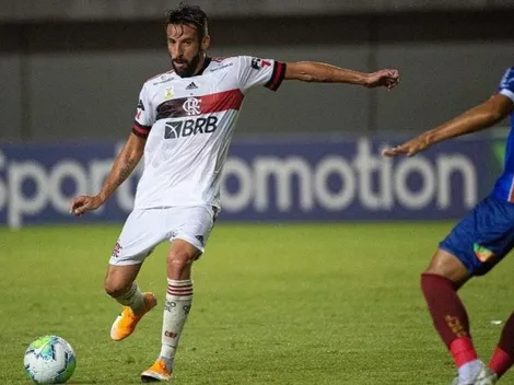 Video: La arenga de Isla en Flamengo tras brillar en su estreno