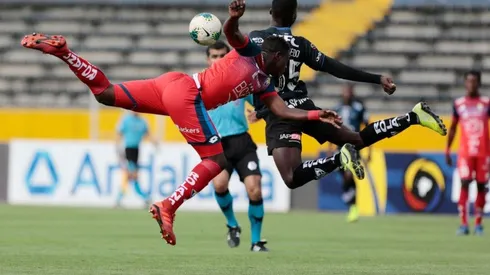 En Ecuador sancionaron económicamente a jugadores por no cumplir con los protocolos sanitarios.