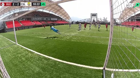 Pedro Sánchez estrelló un balón en el travesaño que pudo significar el triunfo calerano