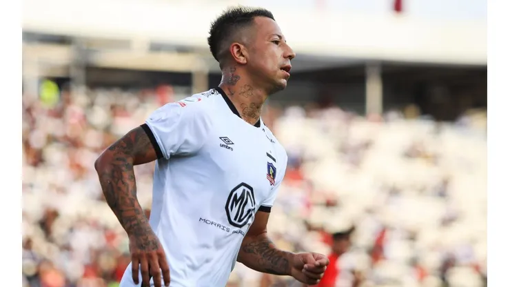 Jara lamentó la situación que vive Valencia, pero no descartó que siga jugando