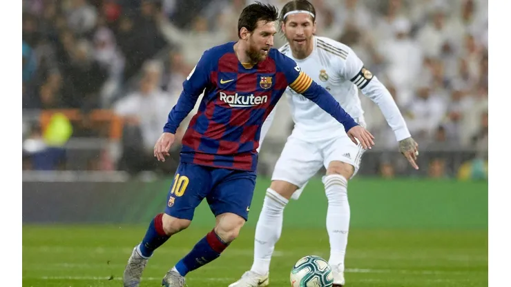 Sergio Ramos marcando a Lionel Messi