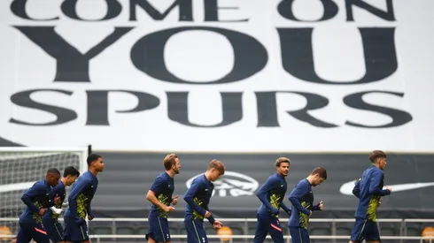 El documental cuenta con la narración del actor Tom Hardy.