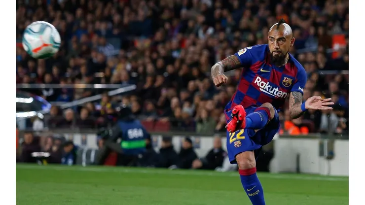 El chileno estaría a pasos de concretar su salida del Barcelona para volver a Italia junto al Inter de Alexis Sánchez.