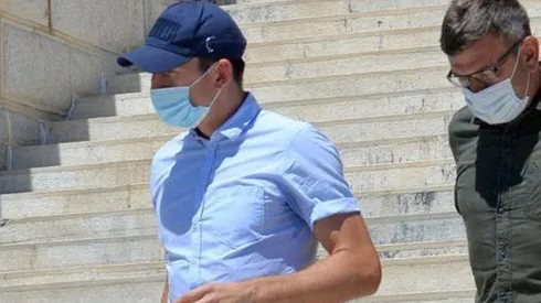Harry Maguire luego de asistir al tribunal griego que lo condenó