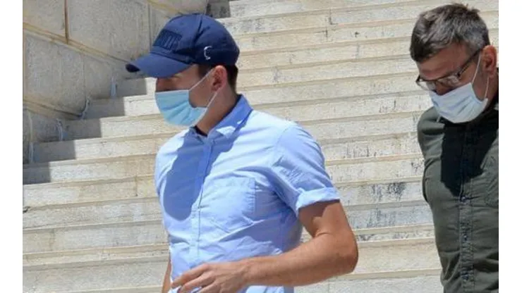 Harry Maguire luego de asistir al tribunal griego que lo condenó