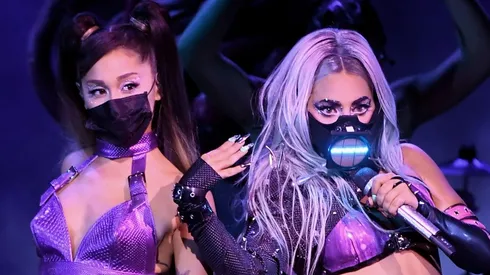 Lady Gaga y Ariana Grande prendieron la noche de premiación con su presentación en vivo.