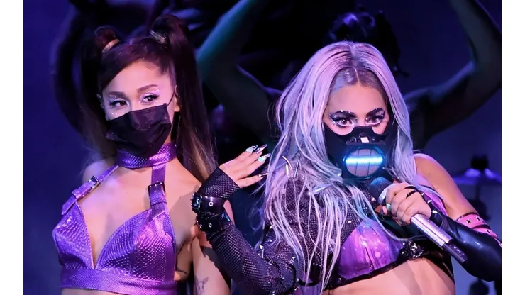 Lady Gaga y Ariana Grande prendieron la noche de premiación con su presentación en vivo.