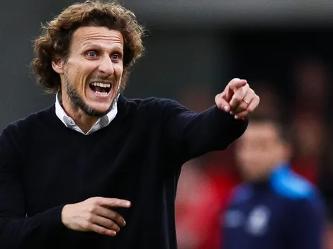 Forlán contra las cuerdas: este lunes Peñarol define su futuro