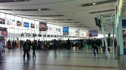 Distintas aerolíneas lanzaron precios ofertas para viajar por Chile y el mundo.