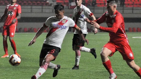 Curicó y La Calera buscan dar caza a la UC.