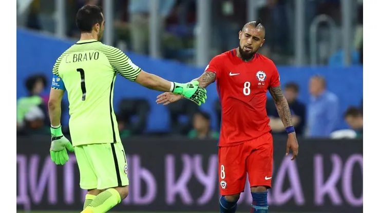 Arturo Vidal no será más amigo de Claudio Bravo