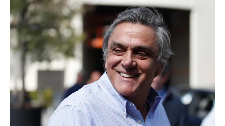 El ex senador criticó la postura de su sector por no optar a la opción del Apruebo.