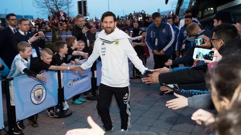 Pellegrini le recomienda a Messi el Manchester City