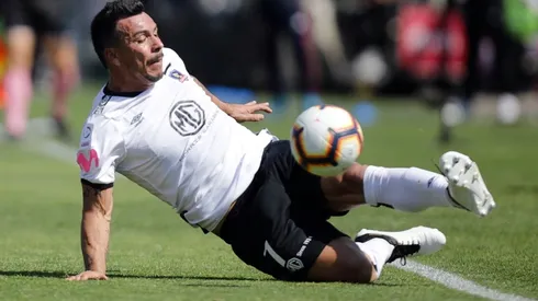 Esteban Paredes esperará su momento en la suplencia de Colo Colo para el reinicio contra Santiago Wanderers