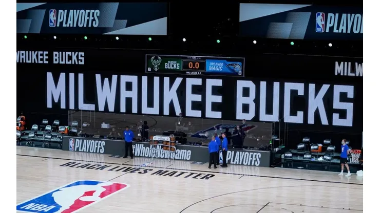 El complejo de Disney vacío, donde debían jugar los Milwaukee Bucks ante Orlando Magic y no lo hicieron.