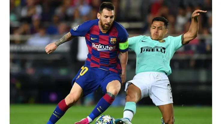 Lionel Messi ante Alexis Sánchez