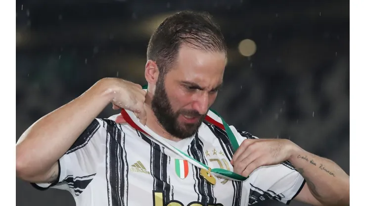 El Pipa se va de la Juve