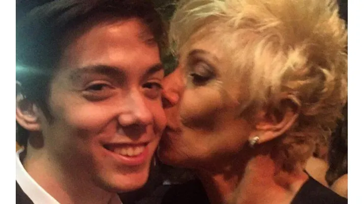 Nano Calderón junto a su madre Raquel Argandoña.