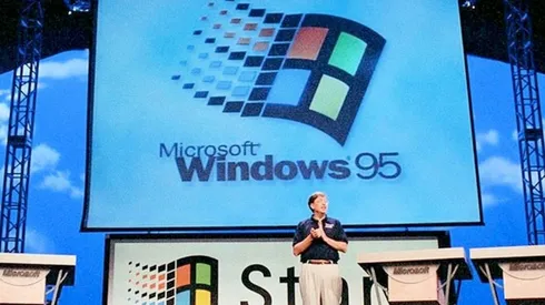 Windows 95 cumple 25 años y recordamos su lanzamiento que contó hasta con los Rolling Stones