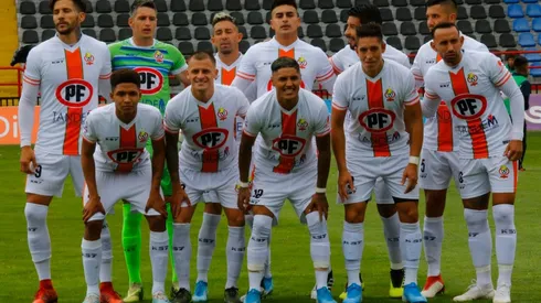 Cobresal informó que la persona contagiada fue debidamente aislada según los protocolos del MINSAL, y ahora están a la espera de más resultados.