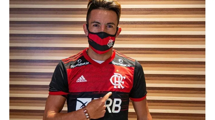 Isla está feliz por fichar en el club brasileño.