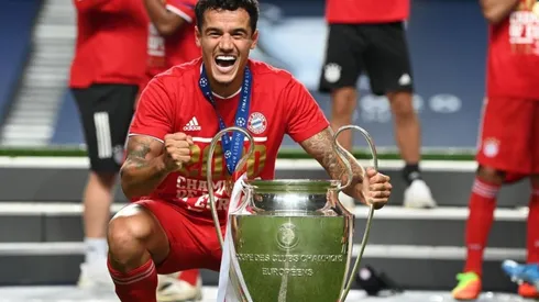 El brasileño tiene claro que debe volver a Barcelona para definir su futuro.