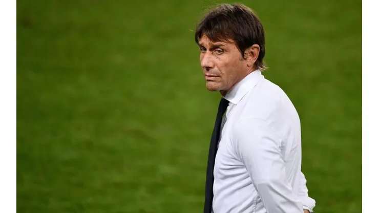 El DT italiano sufrió millonaria estafa cuando vivía en el Inglaterra.
