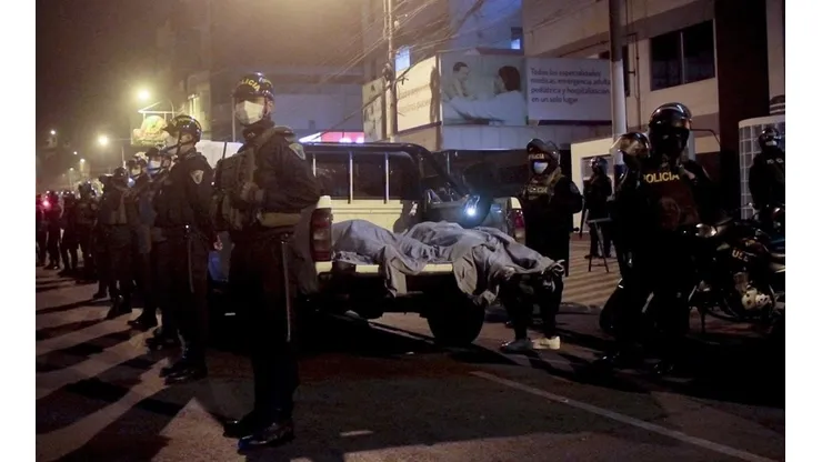 Perú: Operativo policial en discoteca terminó con al menos 13 muertos