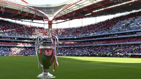 La Champions League ya está en el estadio Da Luz de Lisboa, a la espera de que desde las 15:00 horas se defina su nuevo dueño en la final Bayern-PSG
