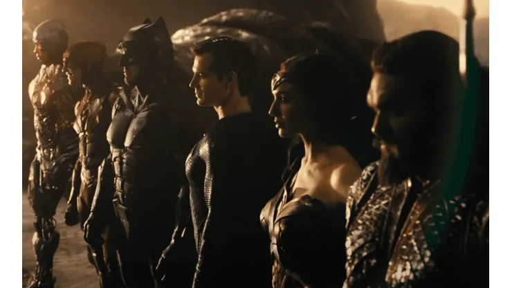 La "Justice League" con equipo completo.