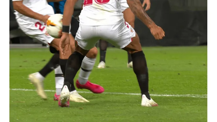 La mano que no cobraron en la final