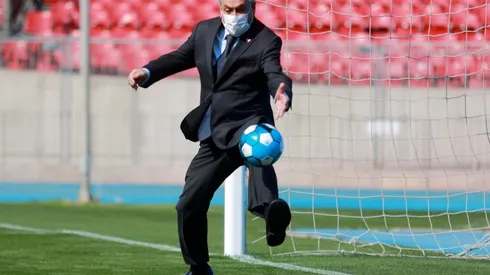 El Presidente no es muy habilidoso al arco.