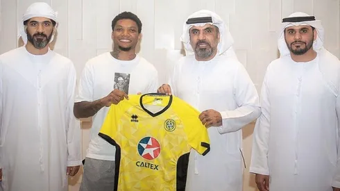 El chileno dejó el Alanyaspor para emigrar a los Emiratos Árabes, donde recibirá un sueldo multimillonario más bonos.