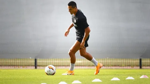 Alexis Sánchez entrena sin problemas y quiere estar en la final de Europa League